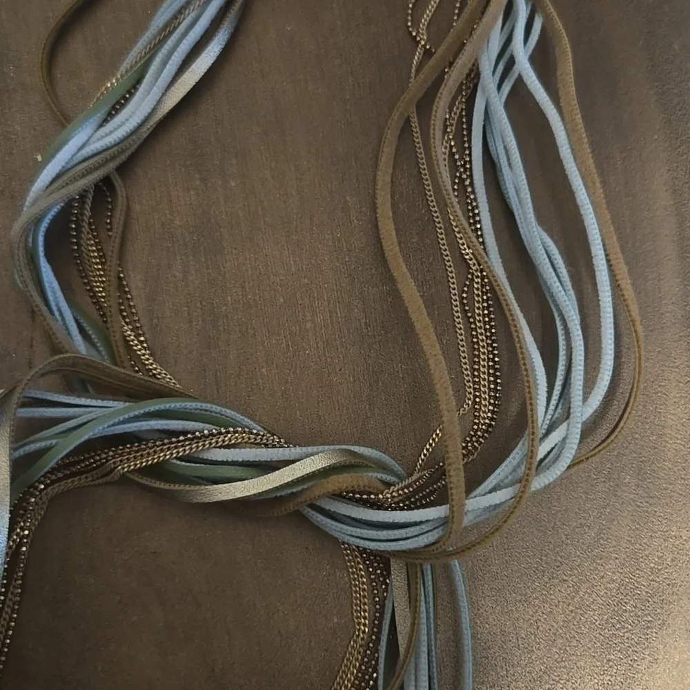 Marlyn Schiff Leather Chain Tie Necklace Green and Gold
